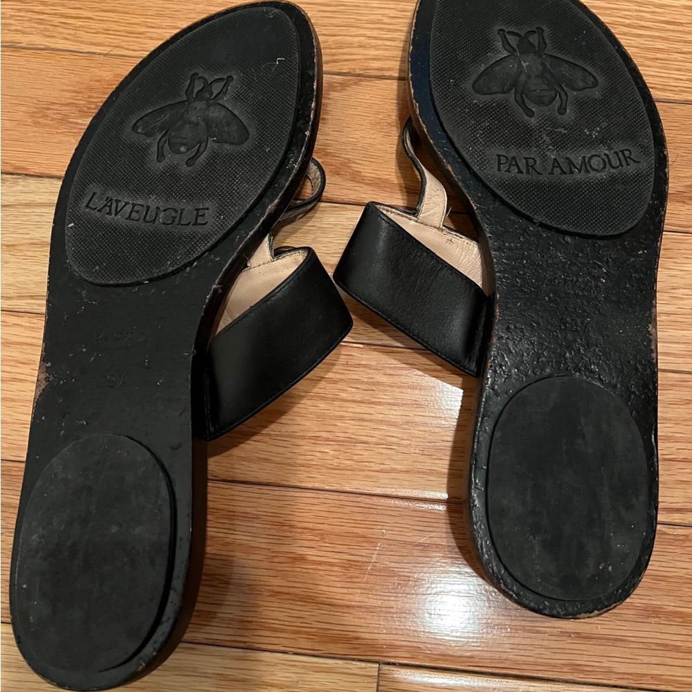 Gucci Black Sandals with Gold GG Logo - Picture 4 of 5
